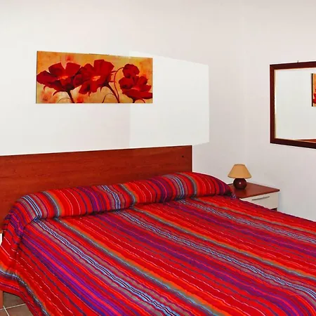 Teodora Ier01268 Cyb Apartment Lido Adriano